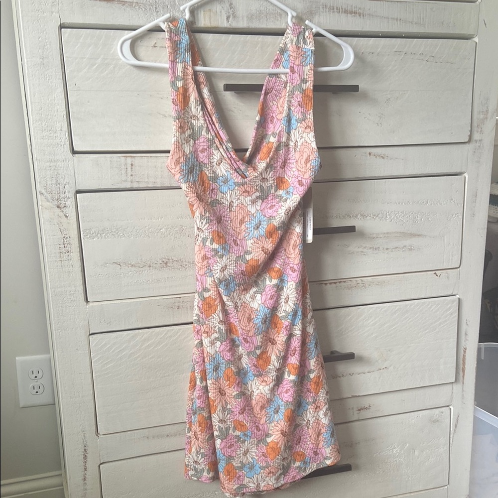 Lizard Thicket Pink and Orange V-Neck Sundress
